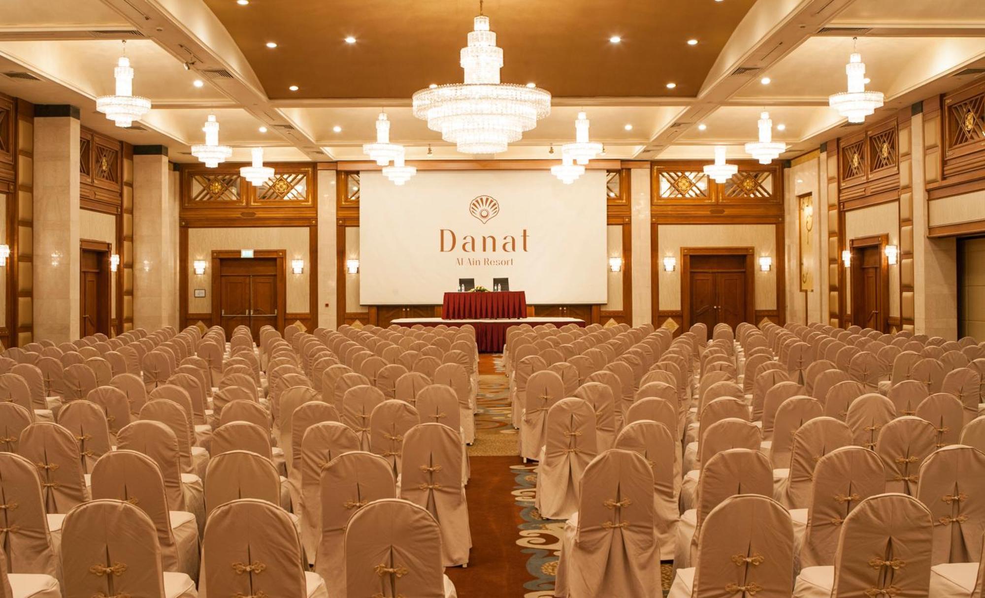 Danat Al Ain Resort Exterior foto The Royal Ballroom